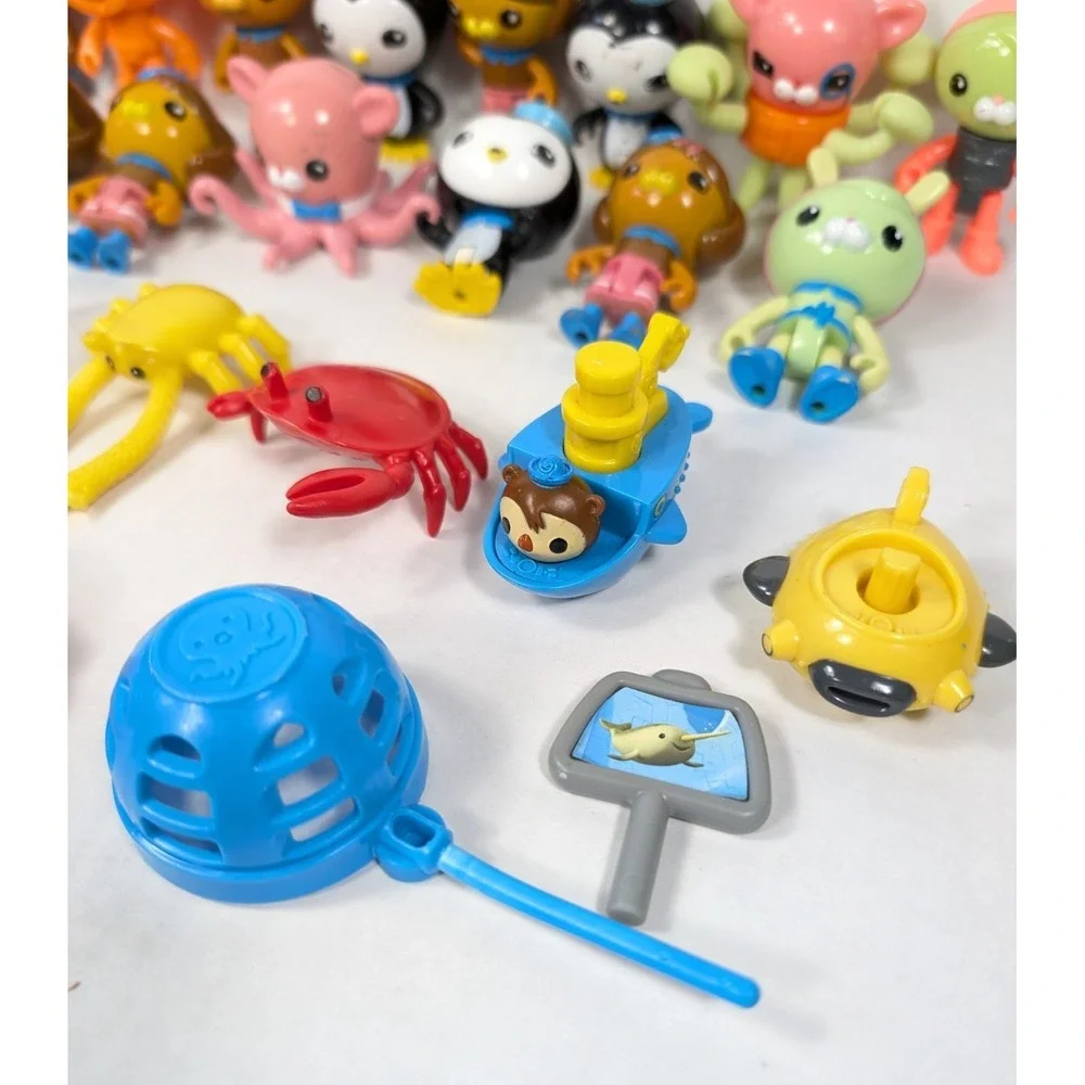 Octonauts 16 Figures and Accessory Lot Dashi Kwazii Peso Shellington Barnacles